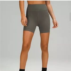 lululemon Invigorate High Rise Short 6” • Grey Sage Bike Shorts with Pockets • 8